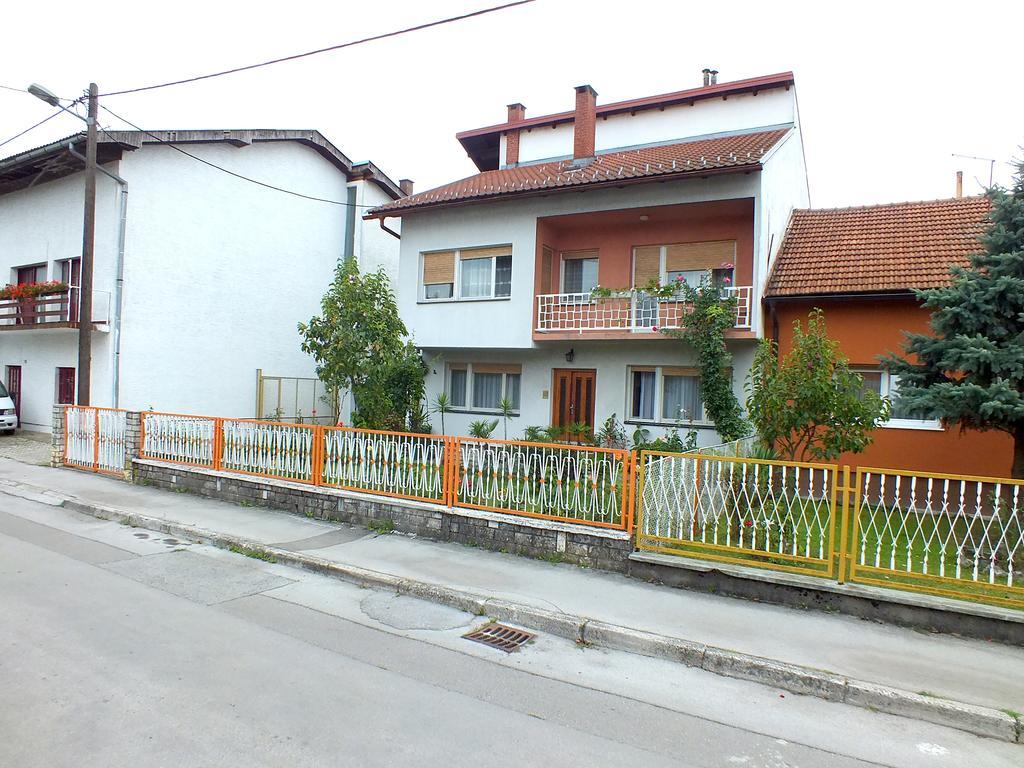 Biba Rooms Karlovac Bagian luar foto