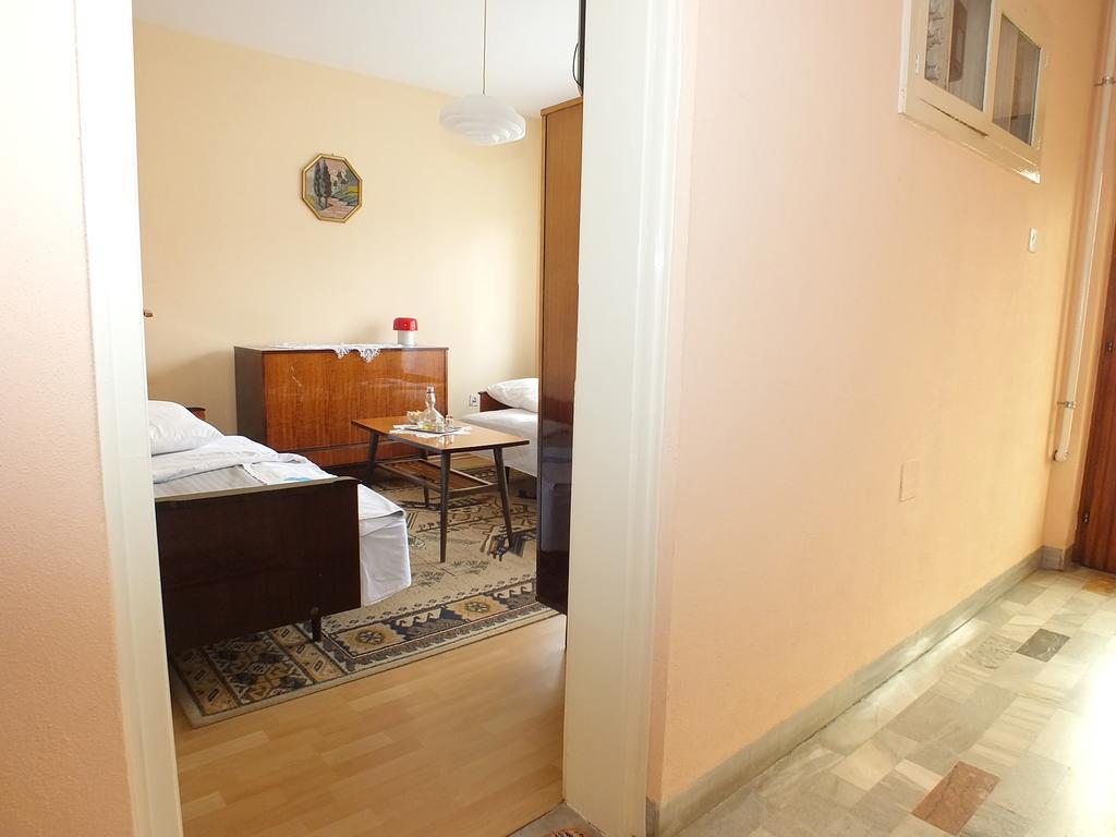 Biba Rooms Karlovac Bagian luar foto