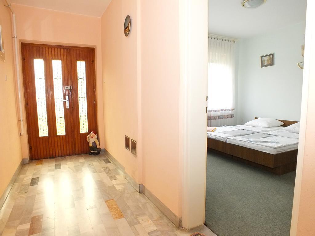 Biba Rooms Karlovac Bagian luar foto