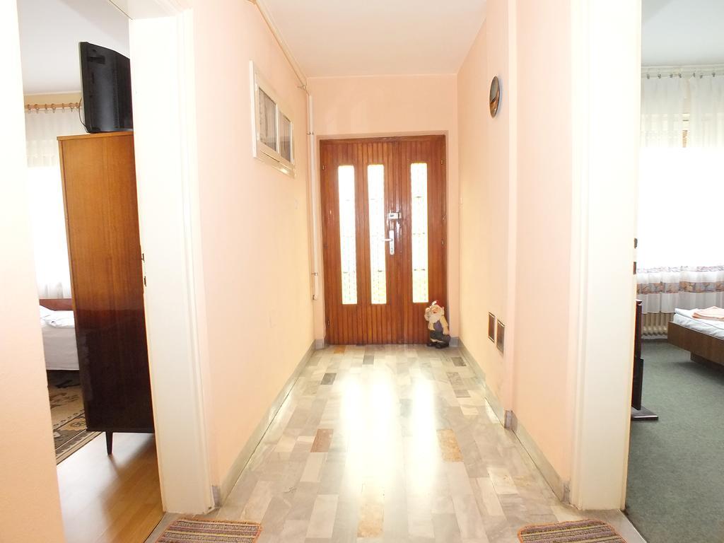Biba Rooms Karlovac Bagian luar foto