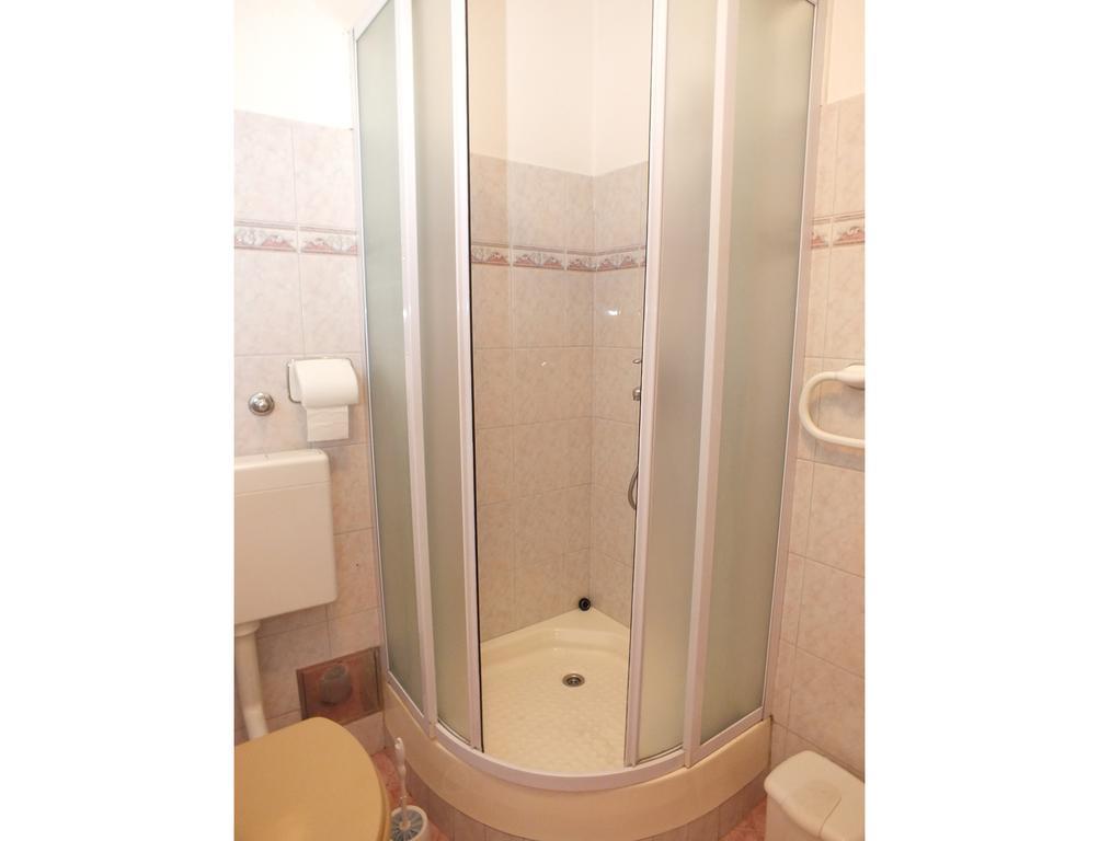 Biba Rooms Karlovac Bagian luar foto